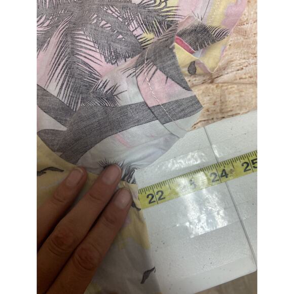 Zip Code Mens Hawaiian Shirt Size Large Short Sleeve Button Down New NWT Floral - Picture 6 of 11